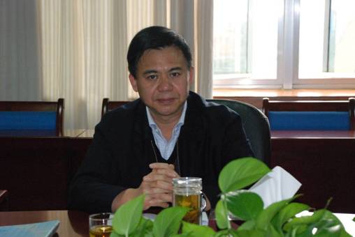 州委常委州委政法委书记赵毅上专题党课